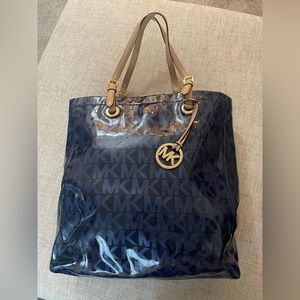 Michael Kors tote with matching wallet